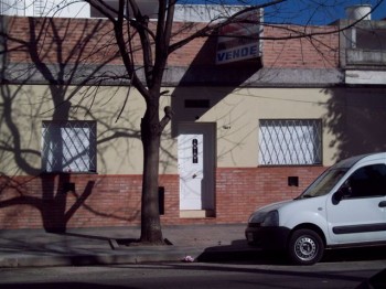 Casa en venta - Parque Chacabuco - 110m2